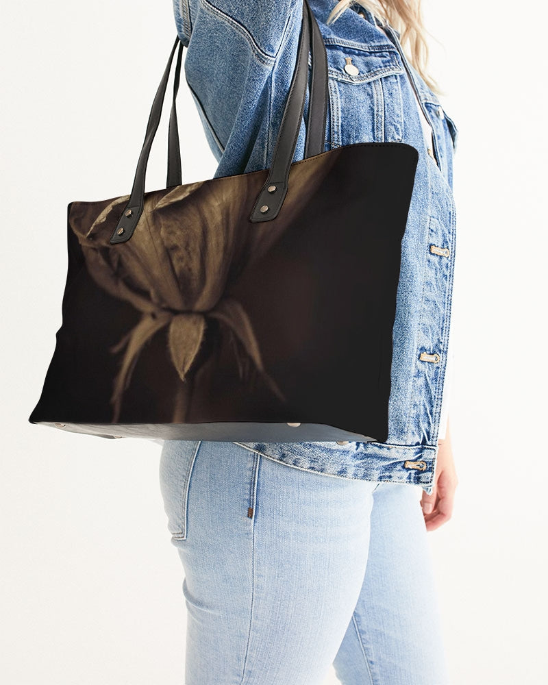 Beauty in darkness Stylish Tote