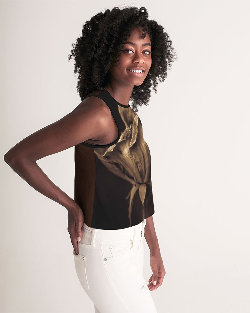 Beauty in darkness Women's Cropped Tank