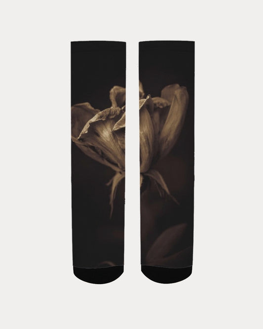 Beauty in darkness Men's Socks