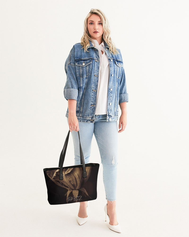 Beauty in darkness Stylish Tote